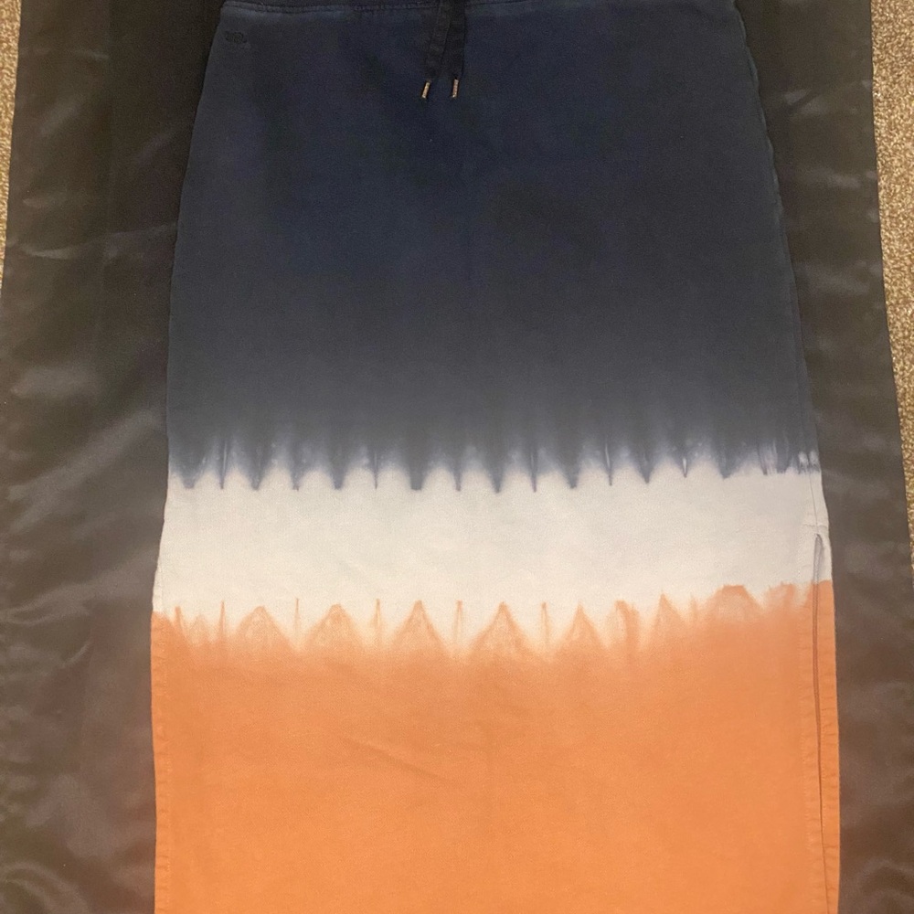 Lauren Ralph Lauren Blue and White Midi Pencil Skirt